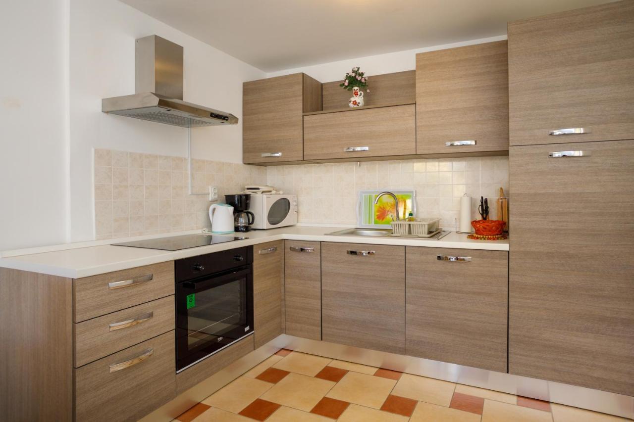 Apartmani Bakran Krk Town Exteriér fotografie