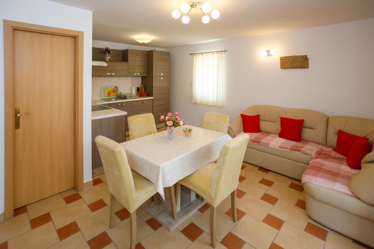 Apartmani Bakran Krk Town Exteriér fotografie