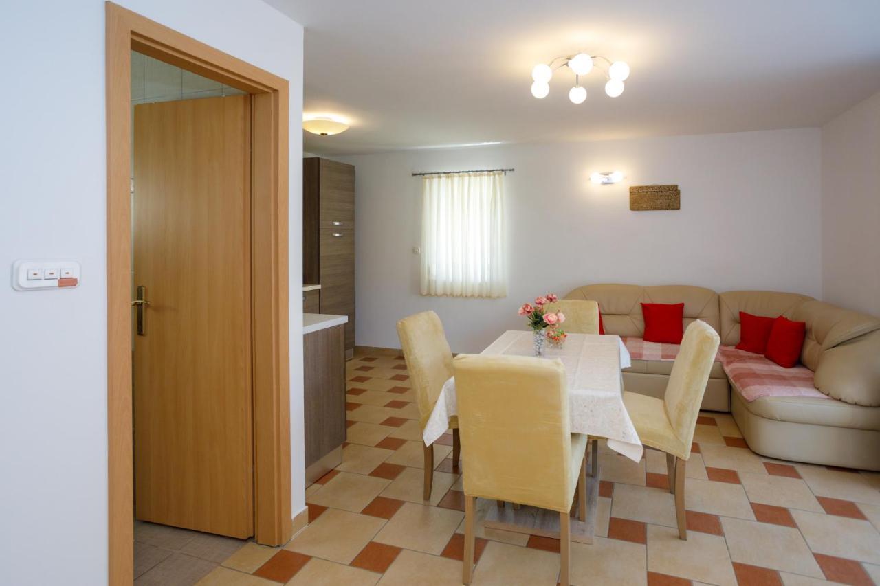 Apartmani Bakran Krk Town Exteriér fotografie